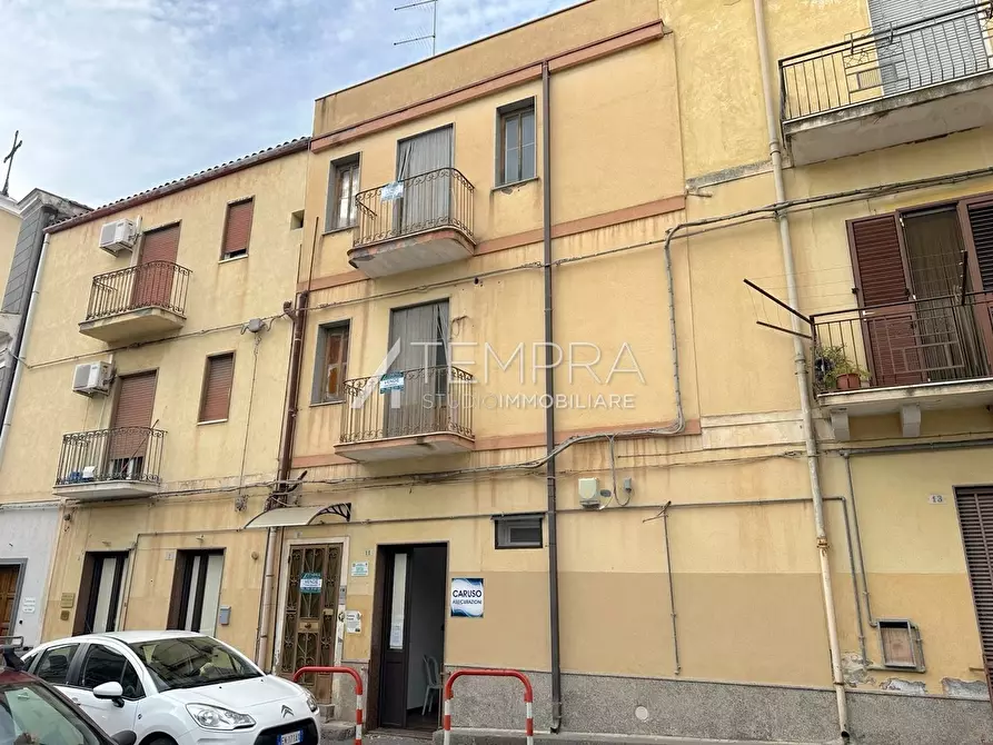 Immagine 28 di Casa indipendente in vendita  a Adrano