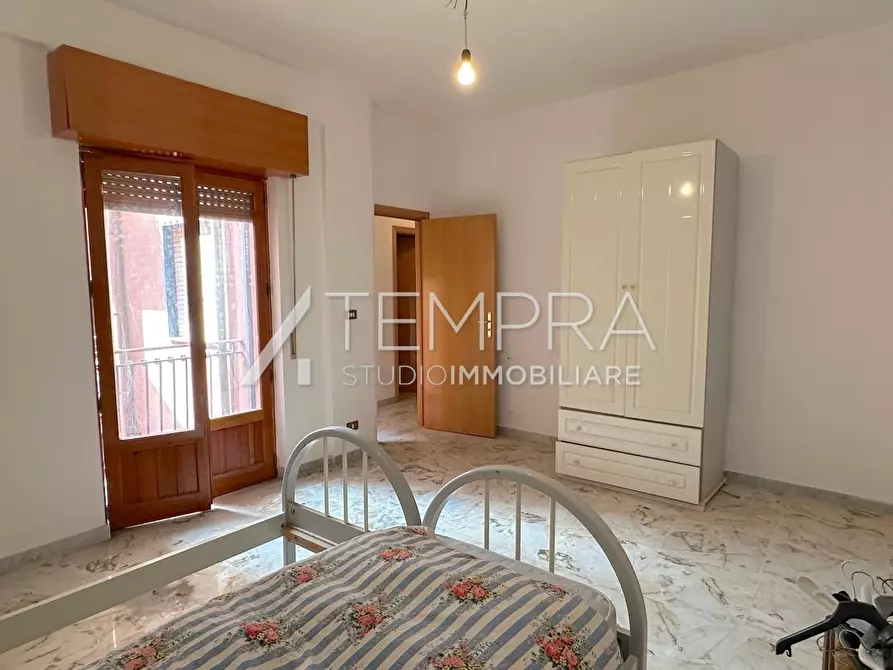 Immagine 17 di Casa indipendente in vendita  a Adrano