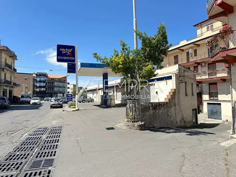 Immagine 2 di Appartamento in vendita  a Adrano