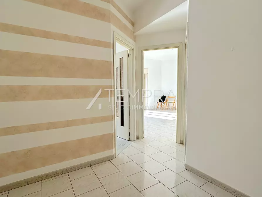 Immagine 12 di Appartamento in vendita  in Via Frans Kafka 1 a Adrano