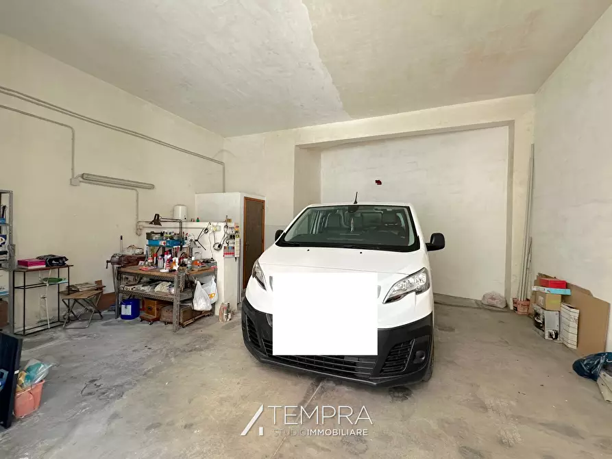 Immagine 42 di Casa indipendente in vendita  in VIA ALBERT EINSTEIN 9 a Adrano