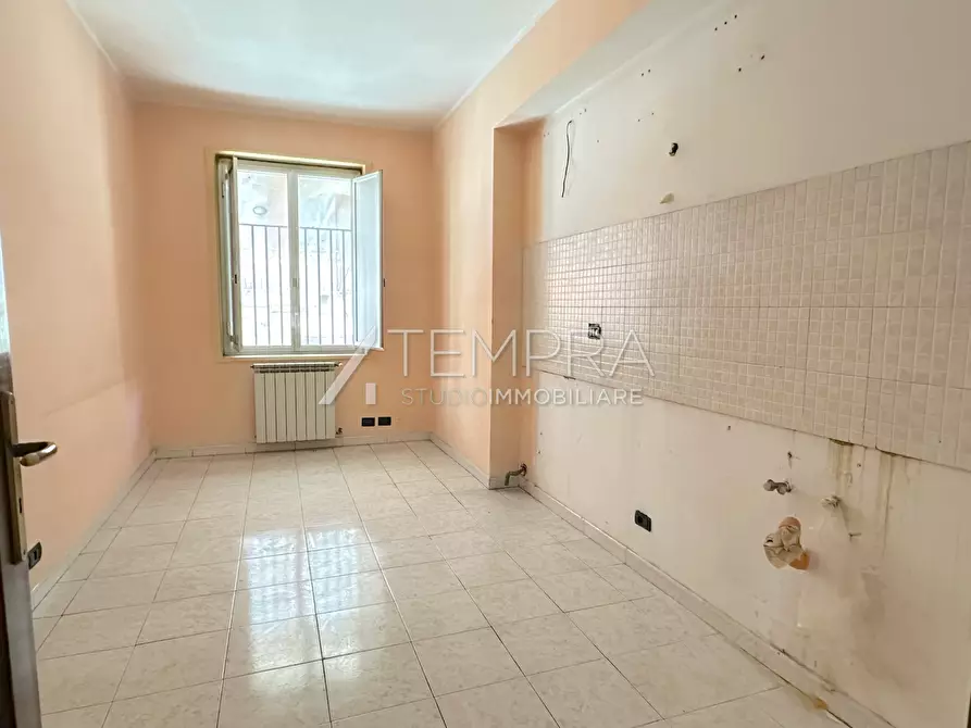 Immagine 6 di Appartamento in vendita  a Adrano