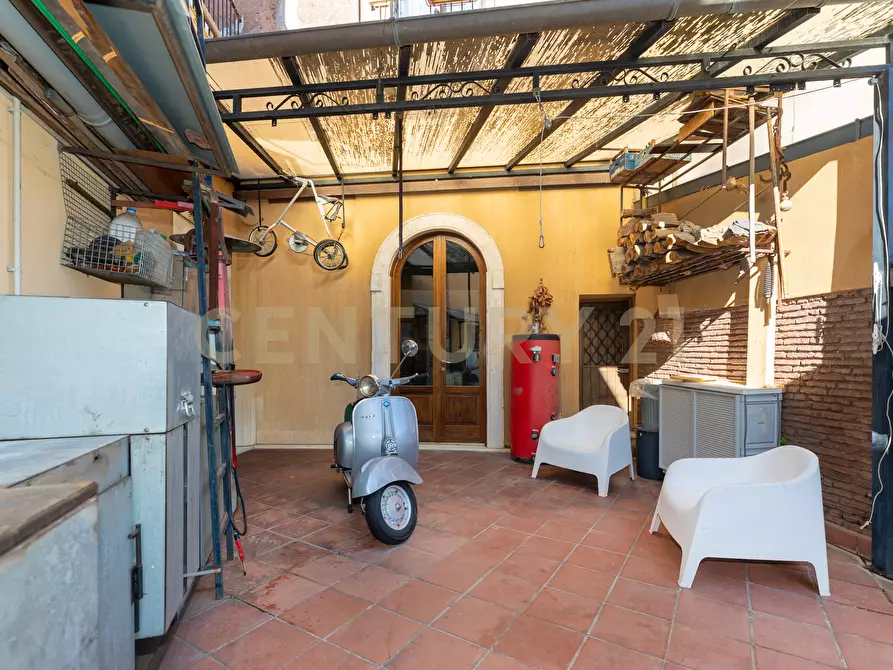 Immagine 54 di Appartamento in vendita  in Via del Vecchio Bastione 5 a Catania