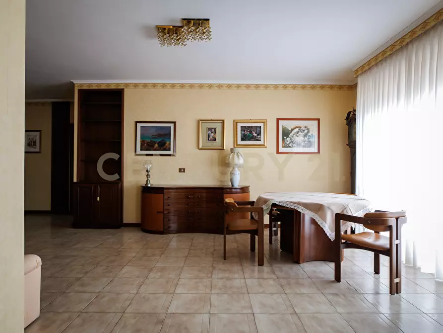 Immagine 7 di Trilocale in vendita  in Via Tazio Nuvolari 210 a Roma