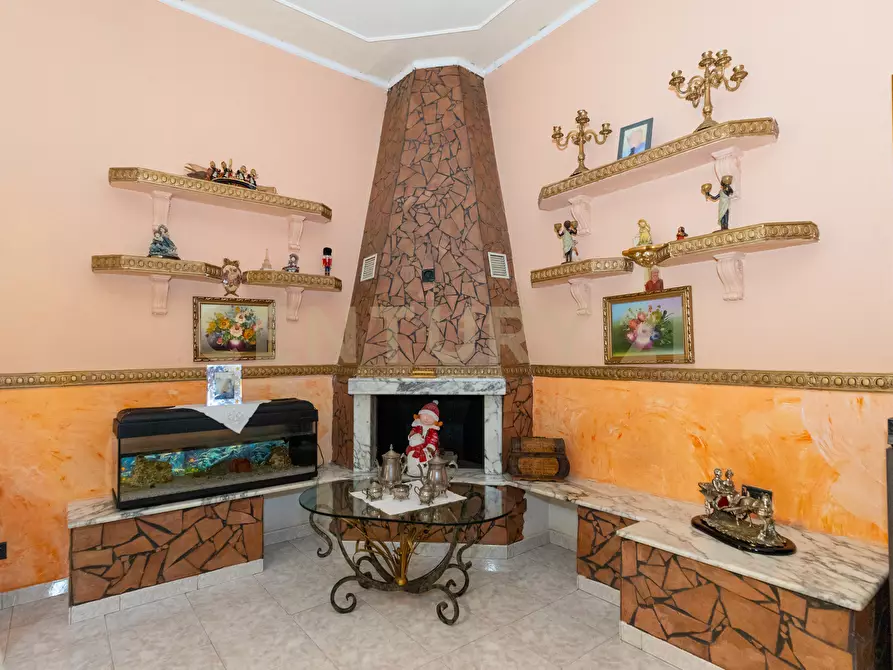 Immagine 35 di Quadrilocale in vendita  in Via Santissima Trinità 71 a Catania