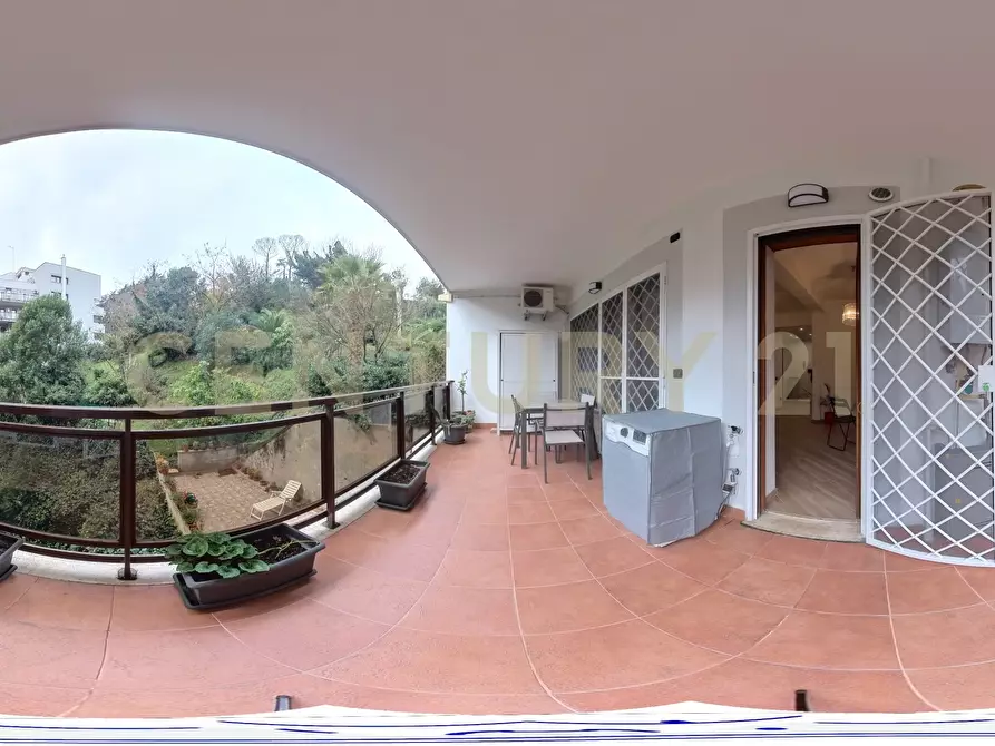 Immagine 32 di Bilocale in affitto  in Via Tomba di Nerone 14 a Roma