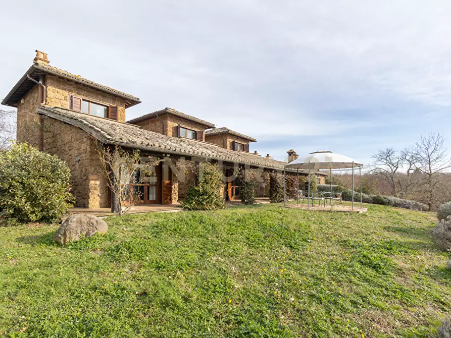 Immagine 22 di Villa in vendita  in Località Campo Rotondo snc a Capranica