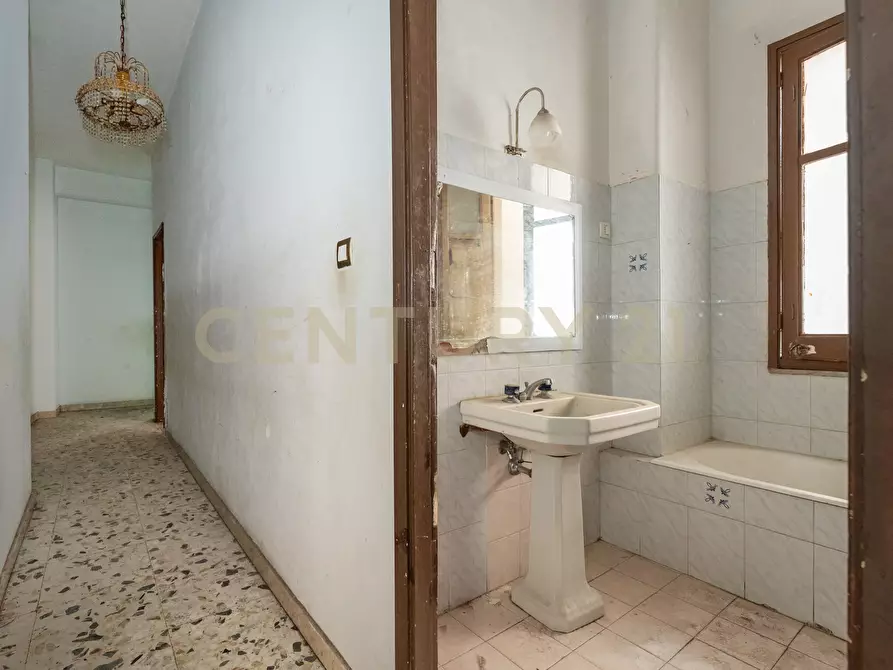 Immagine 8 di Quadrilocale in vendita  in via sant angelo fulci 44 a Catania