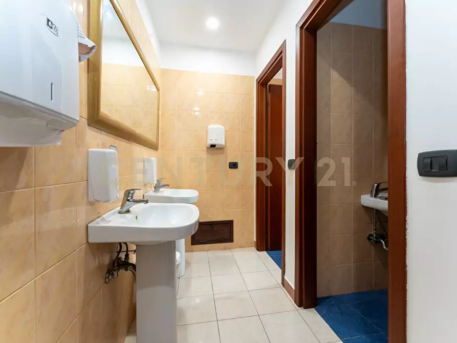 Immagine 46 di Bar / Ristorante in vendita  in Via Del Mare SNC a Augusta