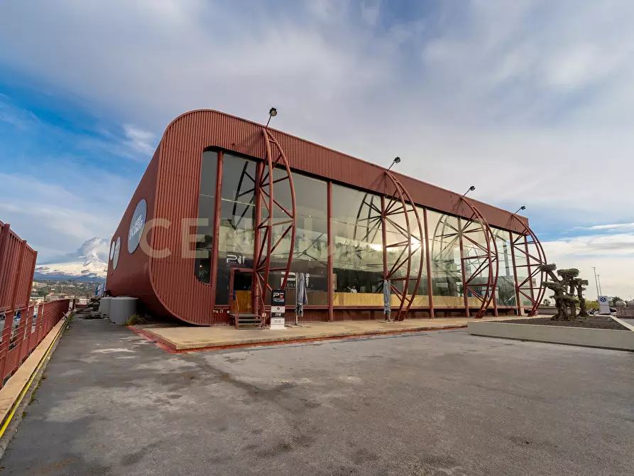 Immagine 46 di Attività commerciale in vendita  in Viale del Commercio a Misterbianco