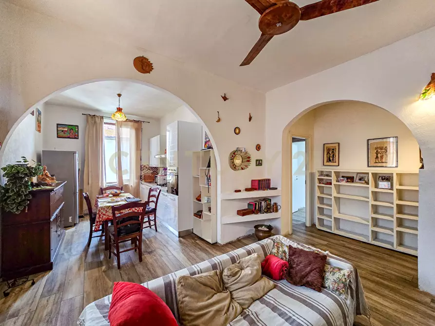 Immagine 1 di Pentalocale in vendita  in Via Porto Loretano 28 a Grosseto