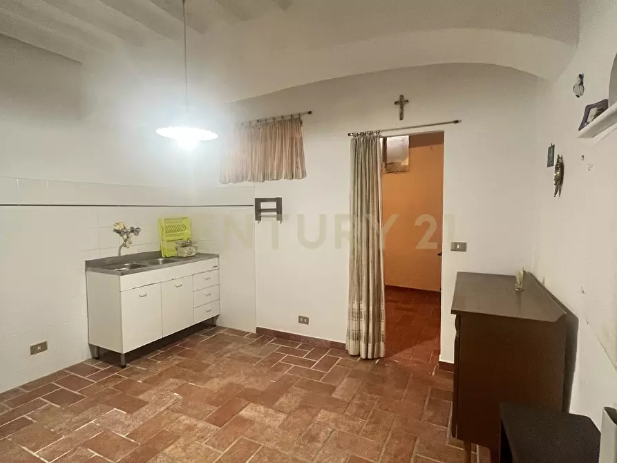 Immagine 11 di Bilocale in vendita  in Via delle Pieve 9 a Semproniano
