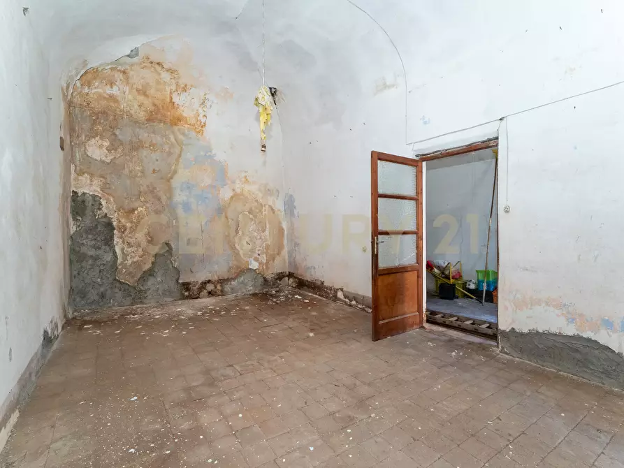 Immagine 29 di Casa indipendente in vendita  in Via San Martino 10 a Camporotondo Etneo