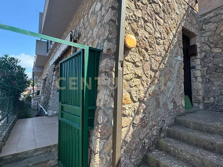 Immagine 39 di Trilocale in vendita  in Via del Sole a Monte Argentario