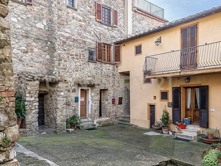Immagine 6 di Appartamento in vendita  in Via dell'Ortino 5 a Massa Marittima
