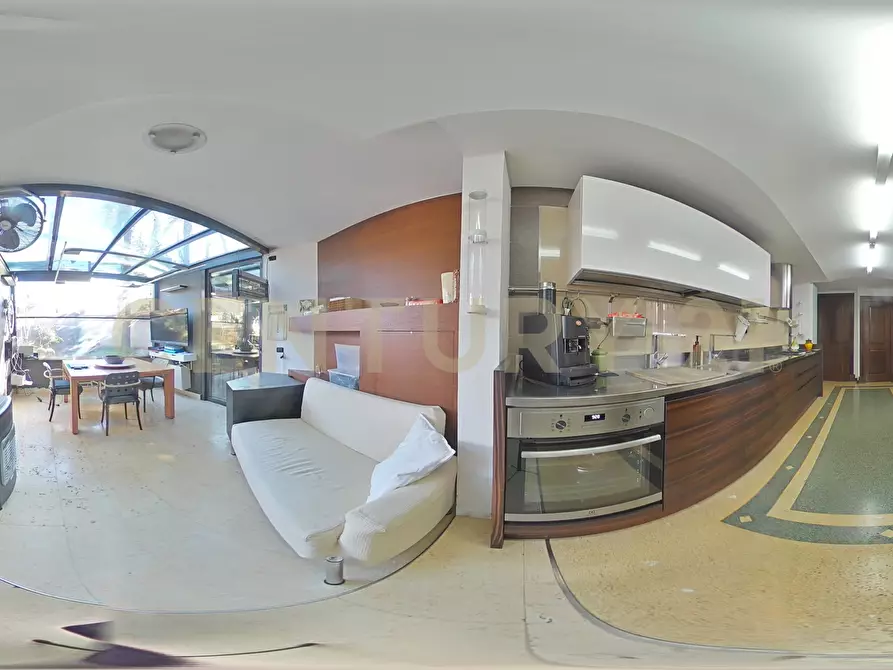 Immagine 75 di Appartamento in vendita  in Via del Vecchio Bastione 5 a Catania