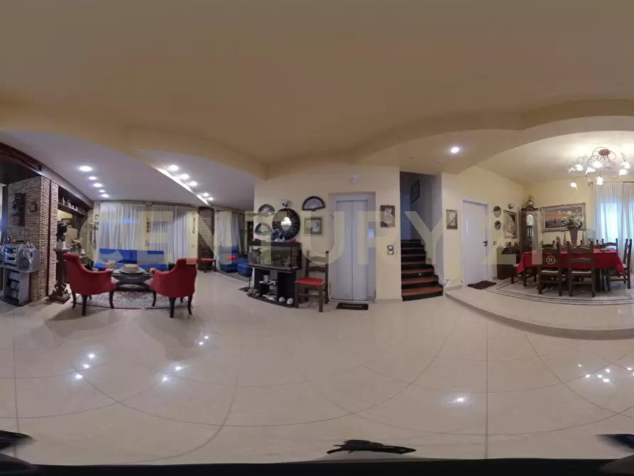 Immagine 83 di Villa in vendita  in Via G. Pezzana 9 a Aci Castello