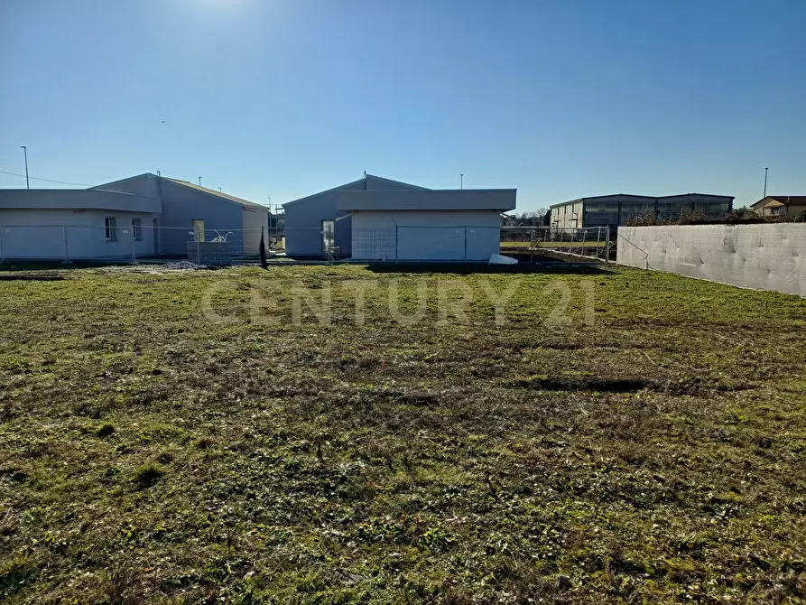 Immagine 10 di Terreno edificabile in vendita  in Via Cimitero a Castelbelforte