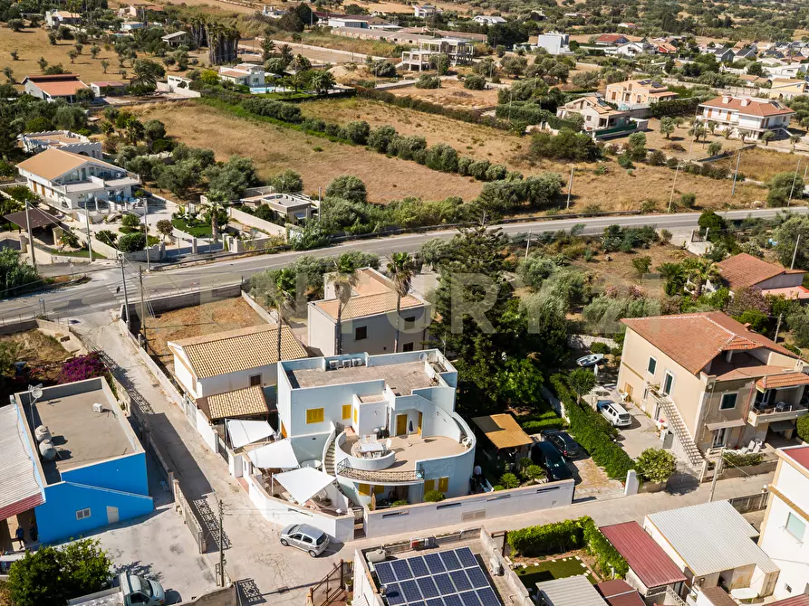 Immagine 1 di Villa in vendita  in SP67 51 a Pozzallo