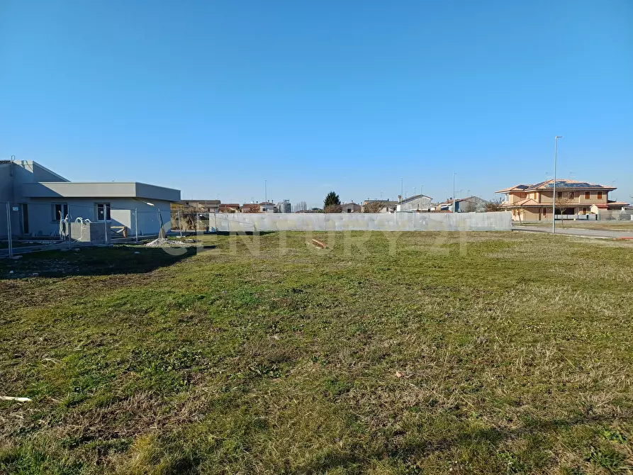 Immagine 3 di Terreno edificabile in vendita  in Via Cimitero a Castelbelforte