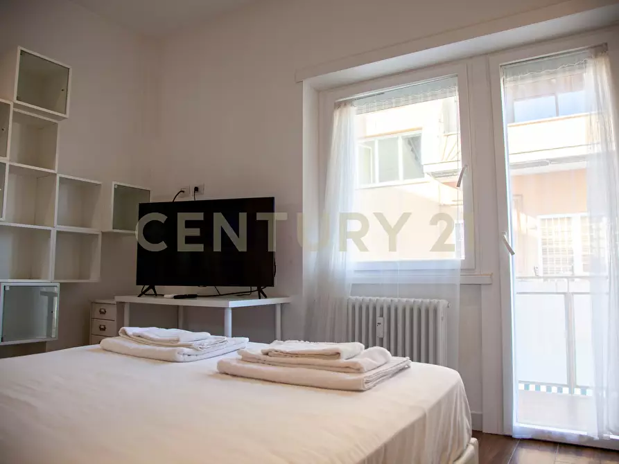 Immagine 12 di Bilocale in affitto  in Via Montecristo 10 a Roma