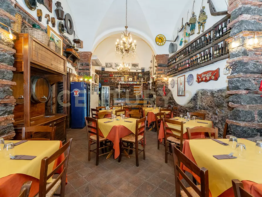 Immagine 19 di Pizzeria / Pub in vendita  in Via Plebiscito 179 a Catania
