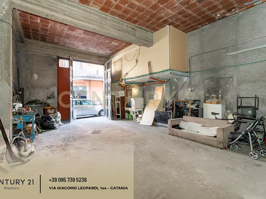 Immagine 6 di Garage in vendita  in Via Isole Eolie 124 a Paterno'