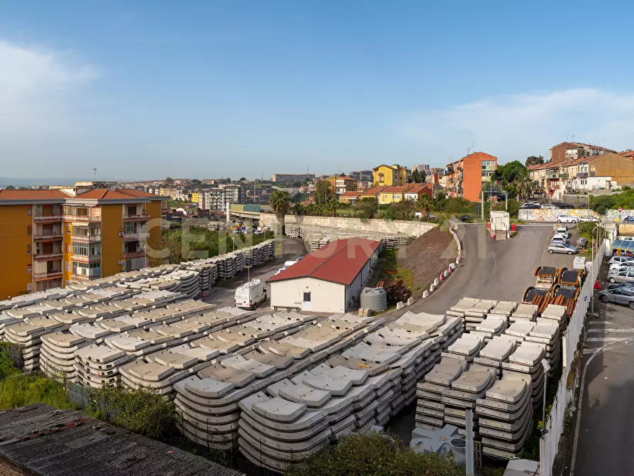 Immagine 45 di Trilocale in vendita  in Via Giambattista Pensabene 13 a Catania