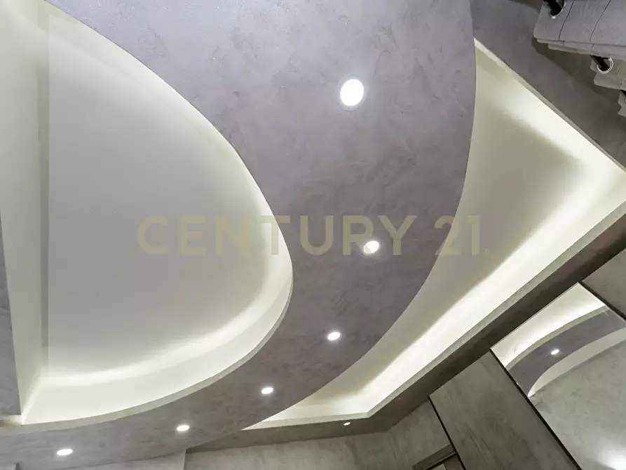 Immagine 16 di Trilocale in vendita  in Via per Aci Bonaccorsi 26 a San Giovanni La Punta