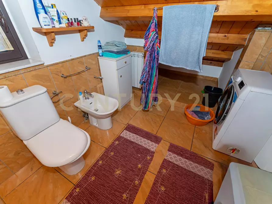 Immagine 68 di Appartamento in vendita  in Via Stazione 12 a Aci Castello