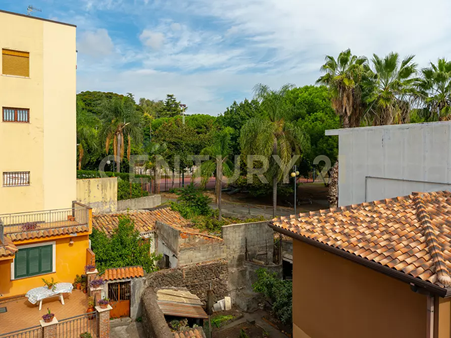 Immagine 33 di Appartamento in vendita  in Via Badia 47 a Aci Catena