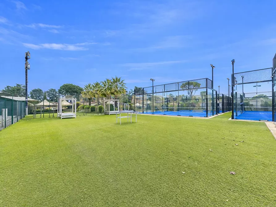 Immagine 8 di Attività commerciale in vendita  in Via Fratelli Maristi 14 a Roma