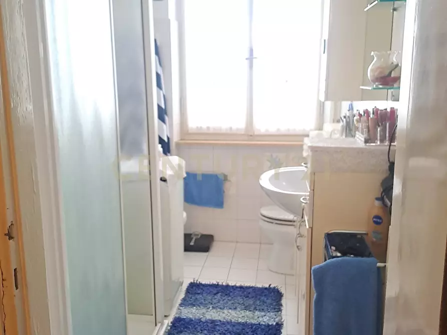 Immagine 11 di Quadrilocale in vendita  in Via Ugo Foscolo 2b a Verona