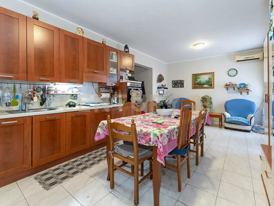 Immagine 20 di Quadrilocale in vendita  in Viale San Teodoro 7 a Catania