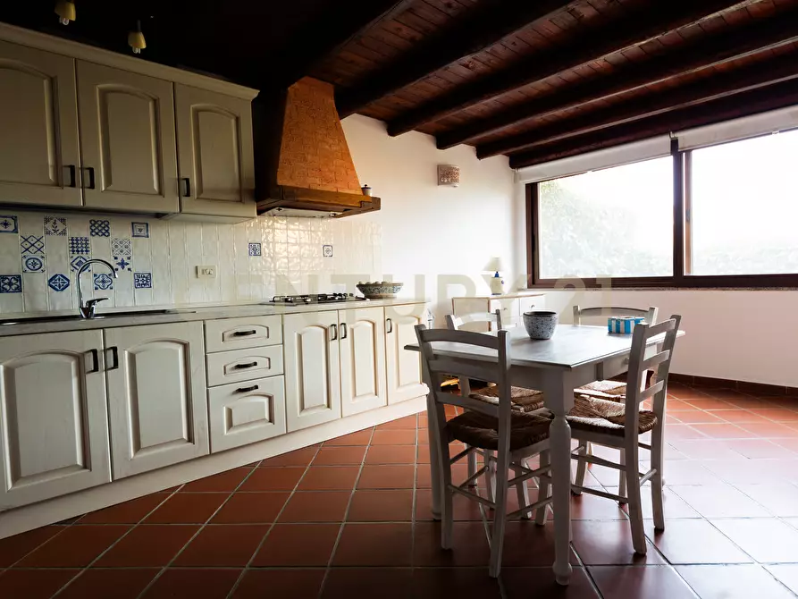 Immagine 7 di Casa indipendente in vendita  in Via Madrid a San Teodoro