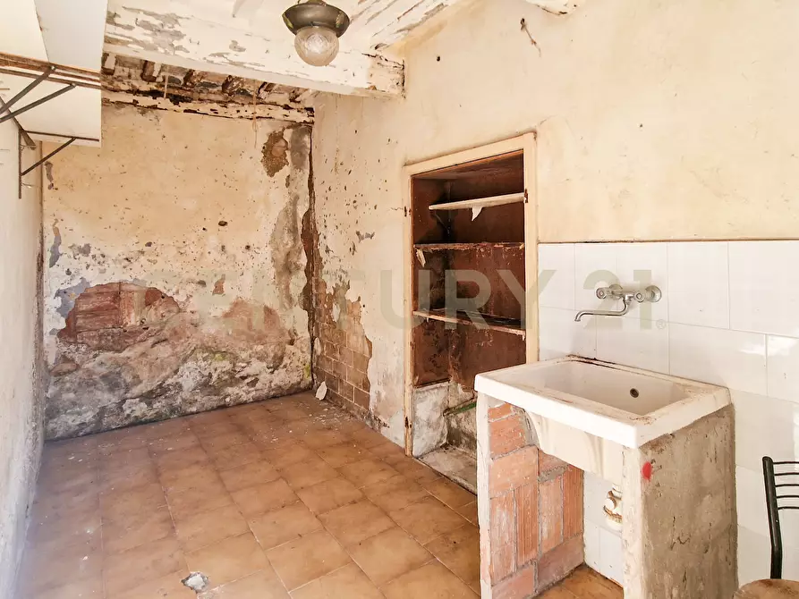 Immagine 24 di Pentalocale in vendita  in Via del Gioco 25 a Roccastrada