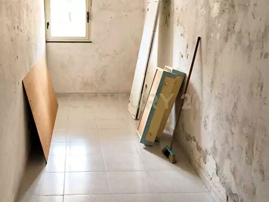 Immagine 14 di Trilocale in vendita  in Via Badalamenti a Carini