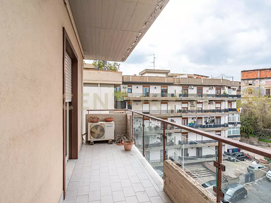 Immagine 20 di Appartamento in vendita  in Via Acquedotto Greco 248 a Catania