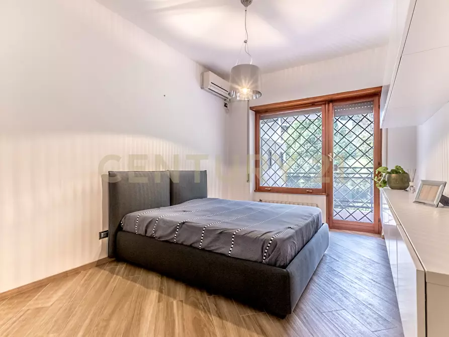 Immagine 14 di Bilocale in affitto  in Via Tomba di Nerone 14 a Roma