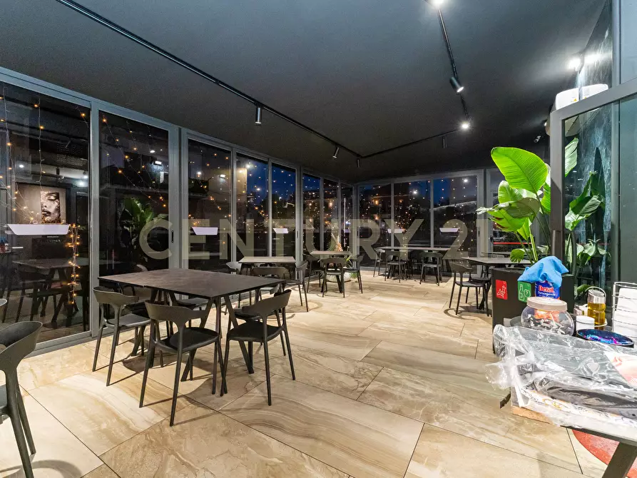 Immagine 40 di Attività commerciale in vendita  in Corso Indipendenza 131 a Catania