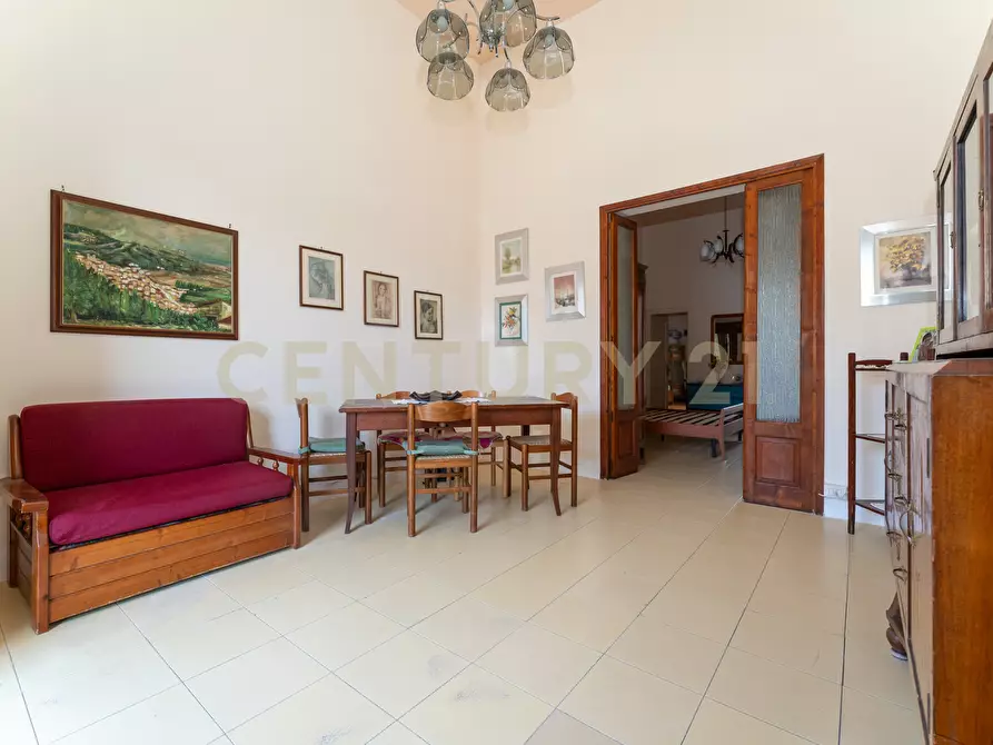 Immagine 11 di Casa indipendente in vendita  in Via Monte Grappa 8 a Zafferana Etnea