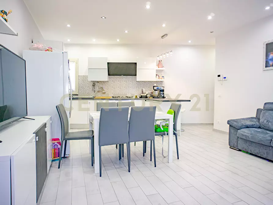 Immagine 3 di Trilocale in vendita  in Via Giuseppe Simili 73-77 a Catania