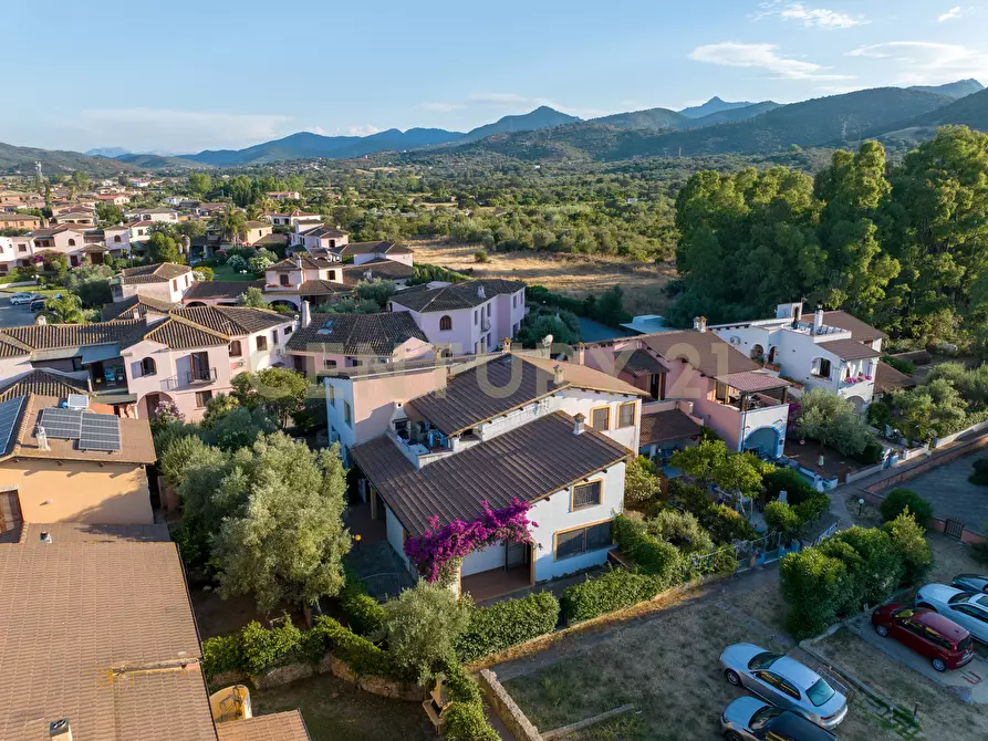 Immagine 38 di Casa indipendente in vendita  in Via Madrid a San Teodoro