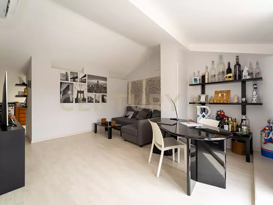 Immagine 73 di Quadrilocale in vendita  in Viale Giuseppe Lainò 7 a Catania