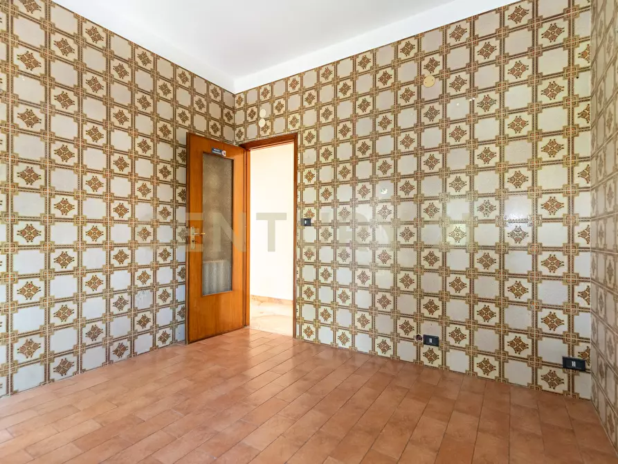 Immagine 17 di Pentalocale in affitto  in Viale Lorenzo Bolano 45 a Catania