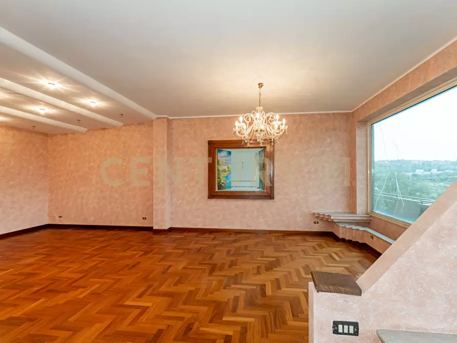 Immagine 90 di Villa in vendita  in Via delle Camelie 20 a Misterbianco