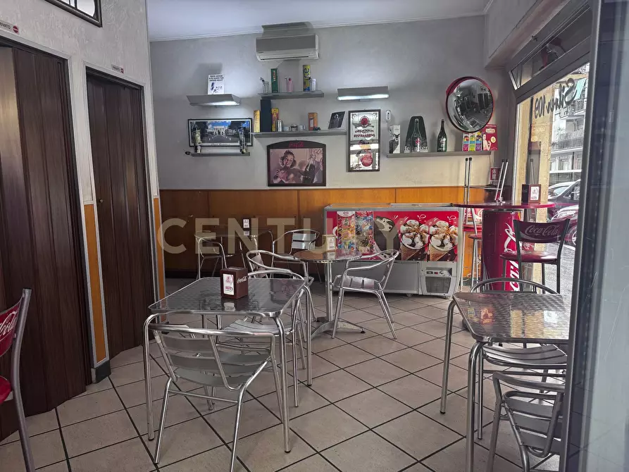 Immagine 12 di Bar / Ristorante in vendita  in Via Val d'Ossola 109 a Roma
