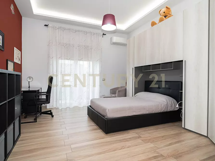 Immagine 20 di Pentalocale in vendita  in Via Rasà 3 a Catania