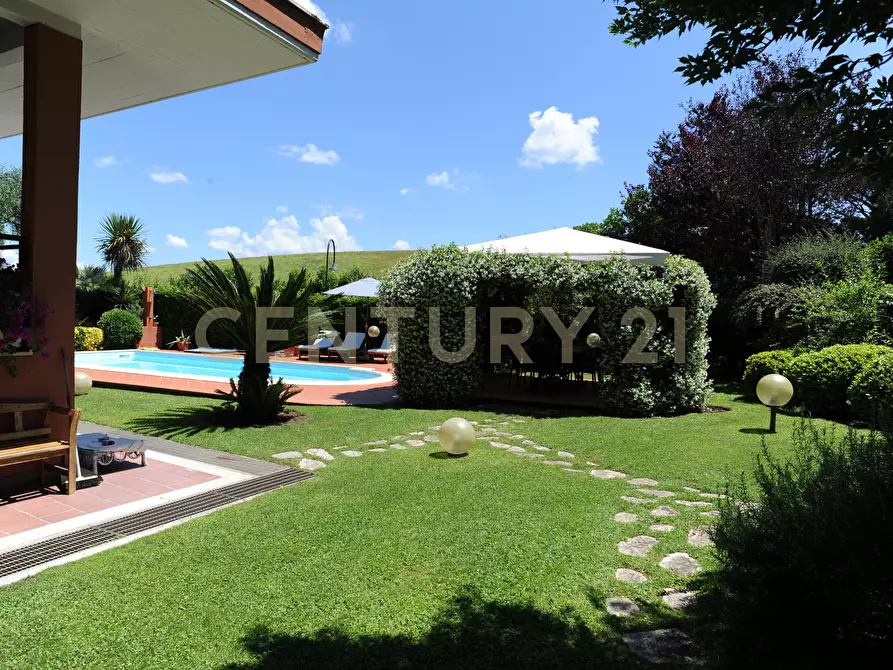 Immagine 32 di Villetta a schiera in vendita  in Via Cassia 1530 a Roma