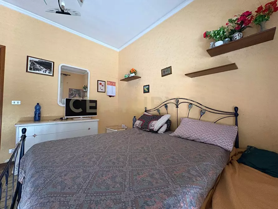 Immagine 10 di Pentalocale in vendita  in Via Mattia Preti 2 a Siracusa